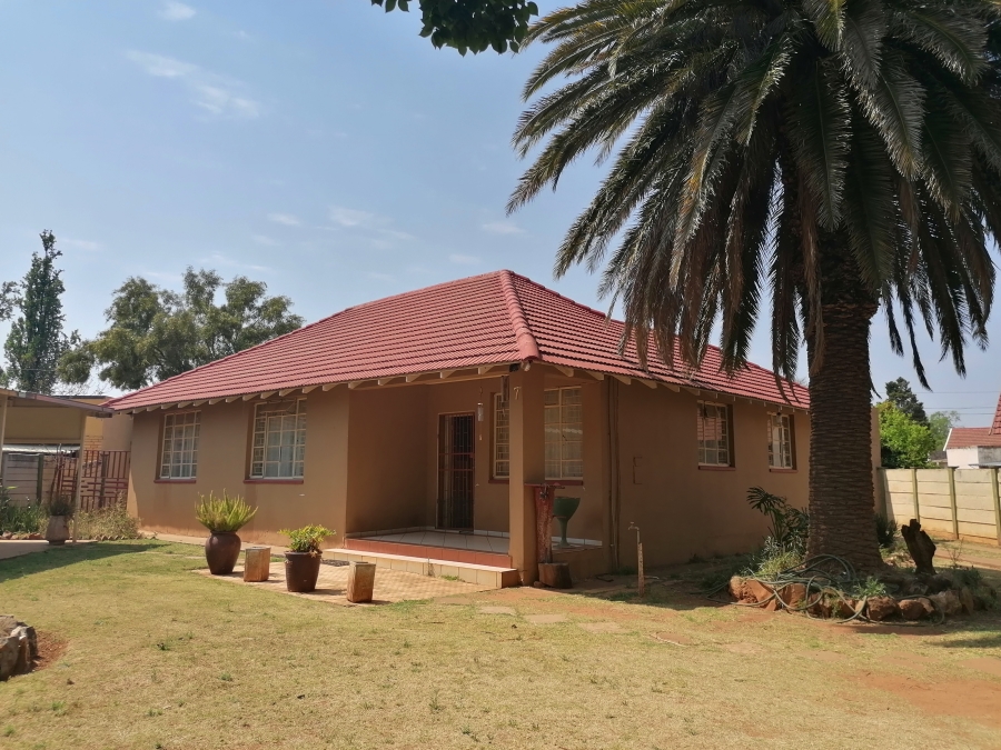 3 Bedroom Property for Sale in Stilfontein Ext 2 North West